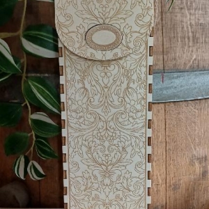 Dřevěný, dárkový box na víno - ornamenty